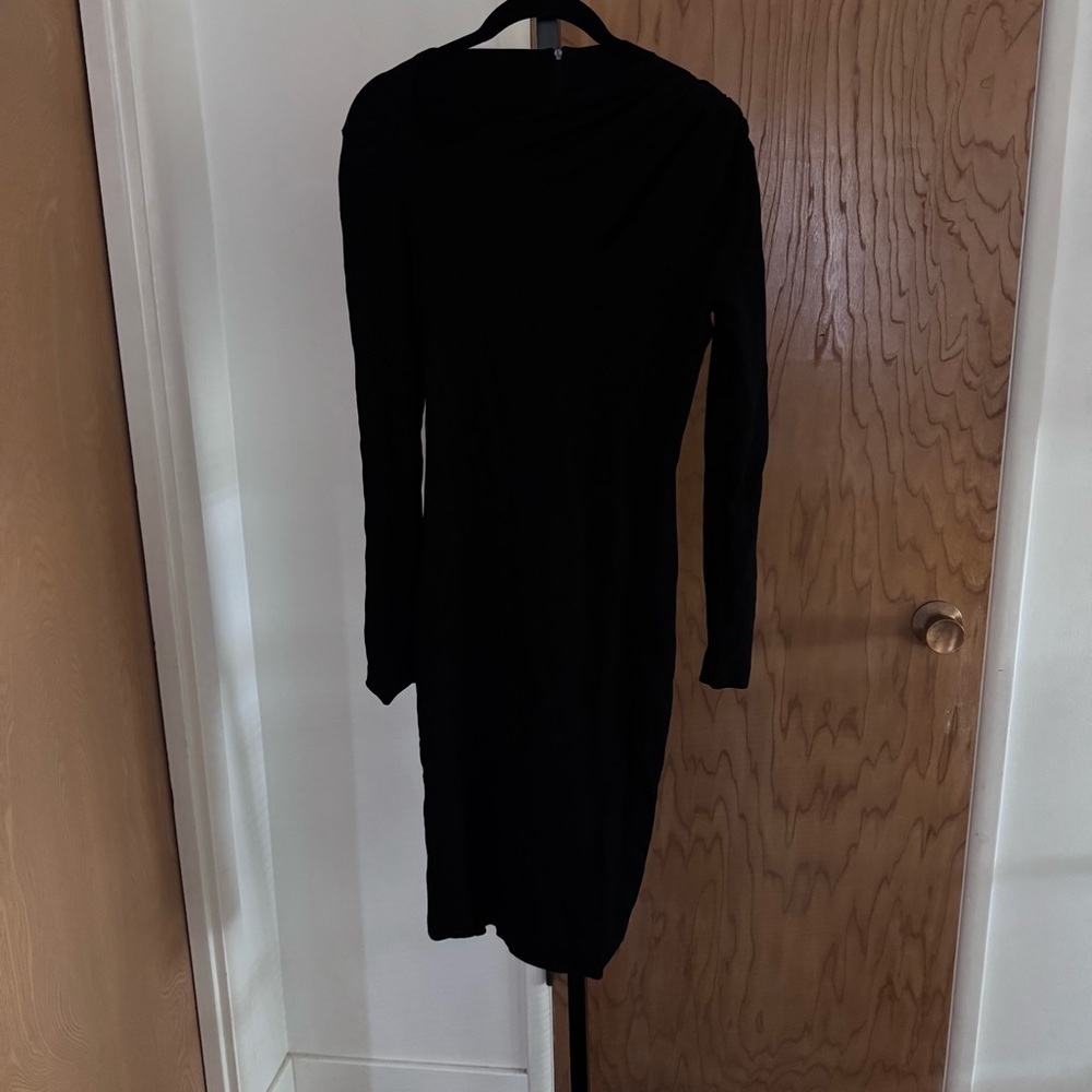 Escada Black Long-Sleeve women midi   Dress Slit on top by chest 34